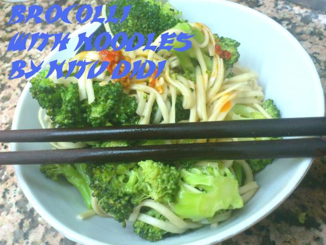 BROCOLLI WITH NOODLES