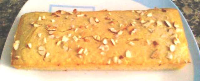 EGGLESS APPLE CAKE